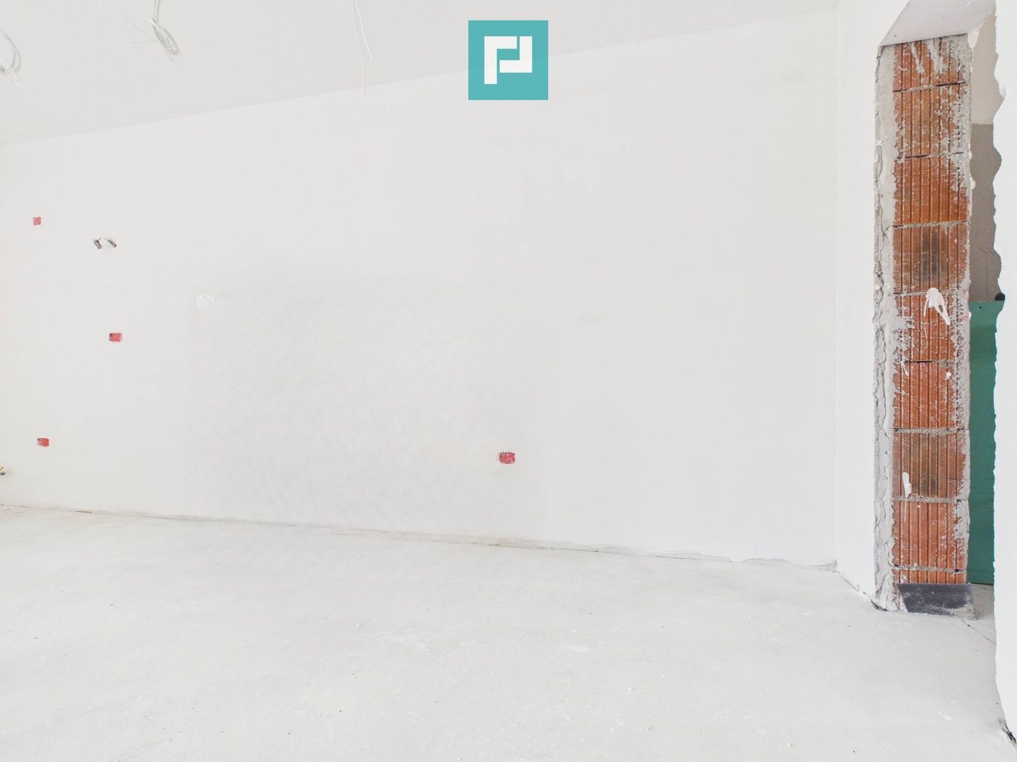 Duplex spațios 102 mp utili, teren 350mp in Covaci - Poză 12