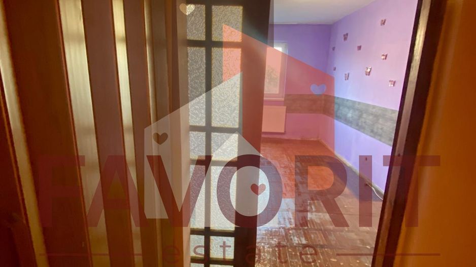 Garsoniera | Localizare foarte buna | Aer conditionat | Acoperis refacut | - Poză 1