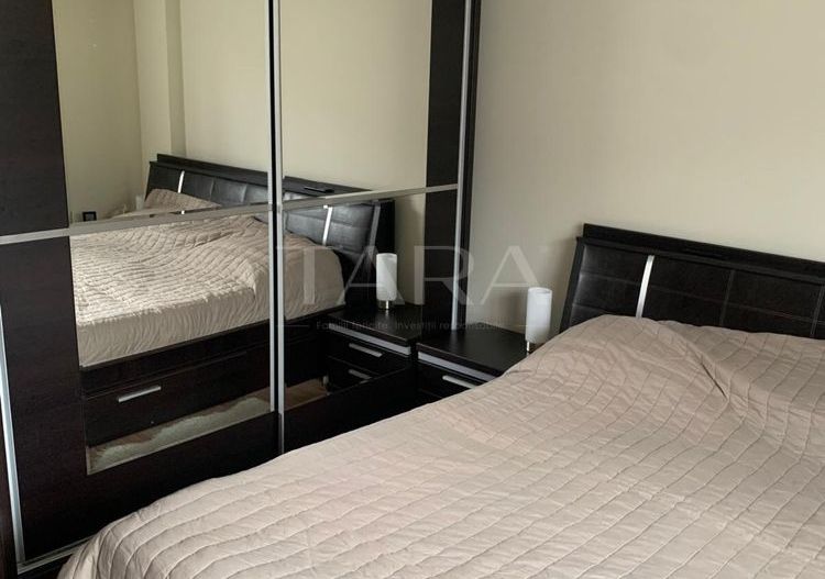 Apartament 3 camere complet mobilat, parcare inclusă, gata de mutare. - Poză 4