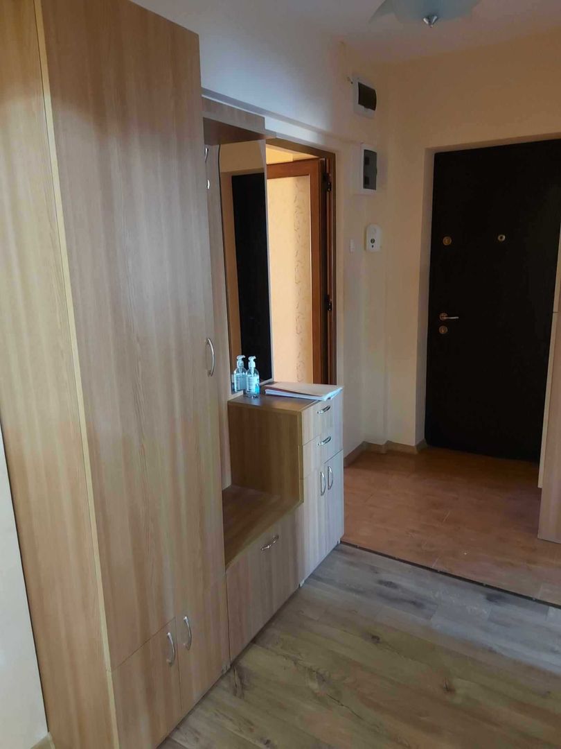 Apartament  3 camere ,dec., Micro20 - Poză 3