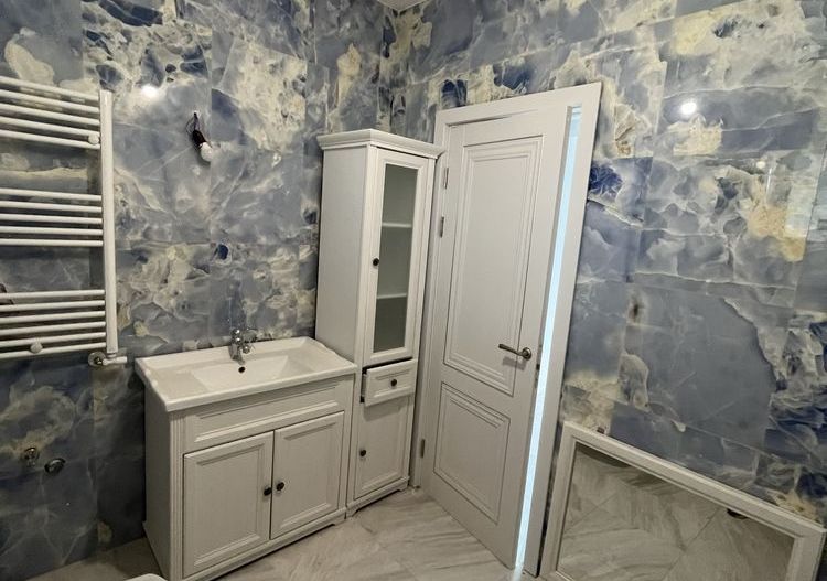 Vand casa in Bucium cu vedere la oras - Poză 8