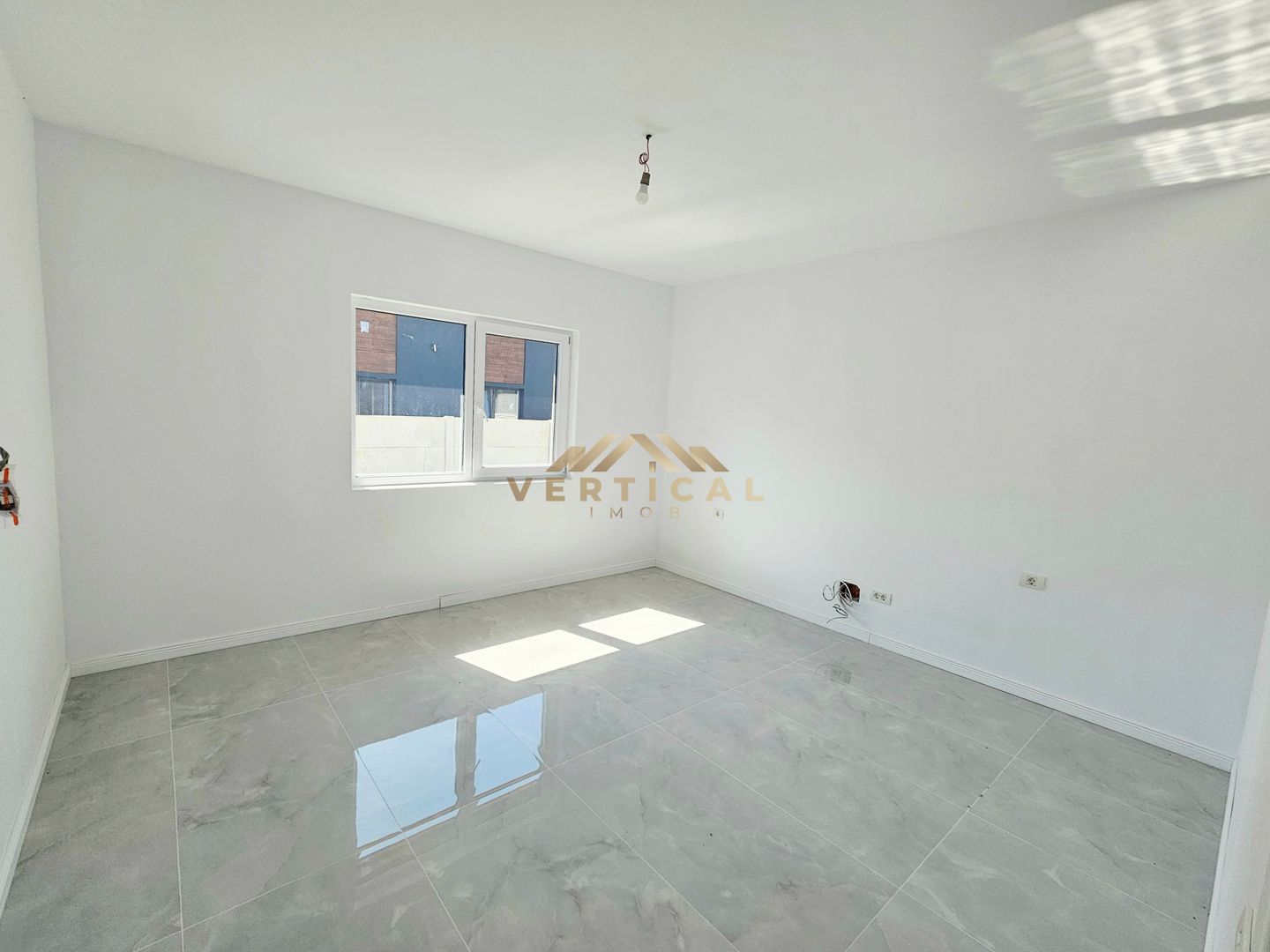 Casă Individuală parter – 3 camere - comuna Berceni - Poză 8