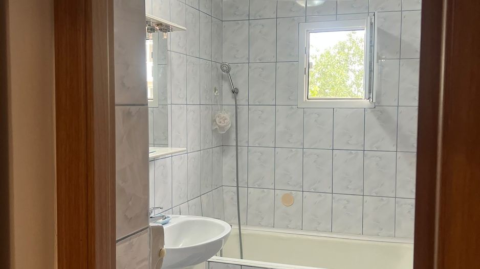 VANZARE 3 CAMERE | CENTRALA PROPRIE | 2 BAI | ZONA MARGELELOR - Poză 14