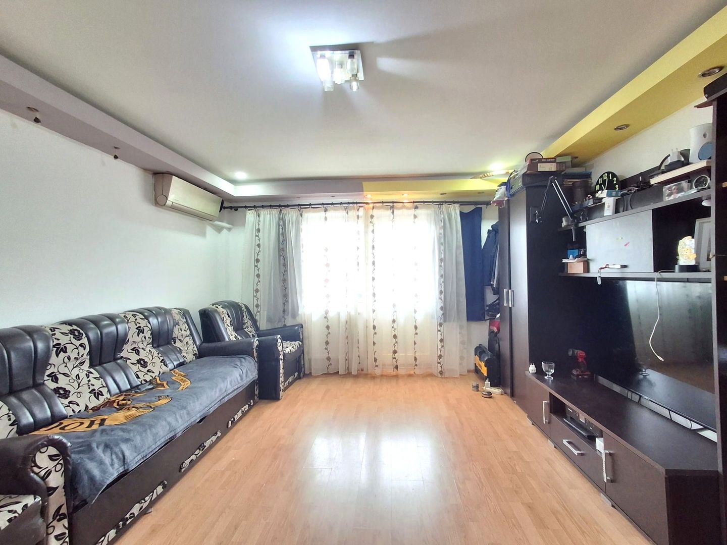 De Vanzare Apartament cu 3 camere  Mall Vitan imobil constr 1985-1990 - Poză 5