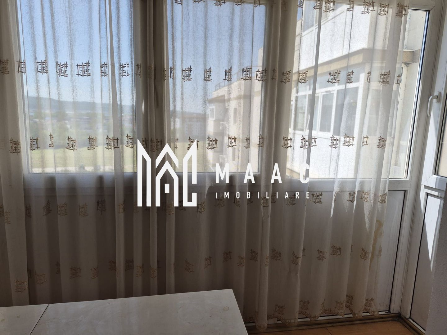 Apartament 3 camere | Ostroveni | 2 bai | 78 mp | - Poză 12