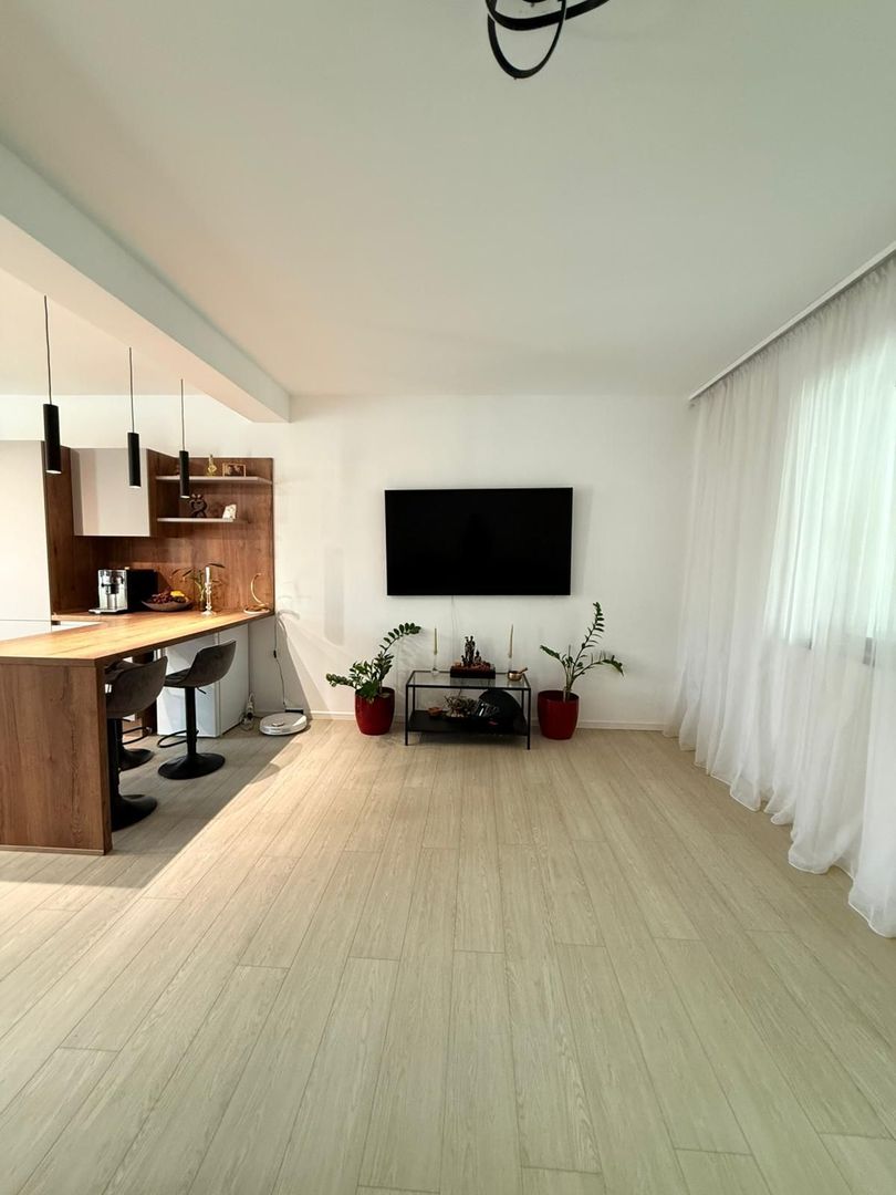 Piscină | Mobilată complet | Panouri solare | 3 băi și terasă închisă - Poză 9