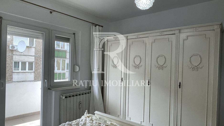 Apartament cu 3 camere | Decomandat | Decebal  | Oradea - Poză 2