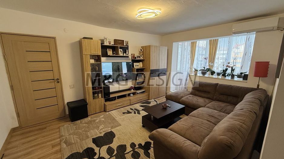 Apartament 3 camere zona Girocului - Poză 1