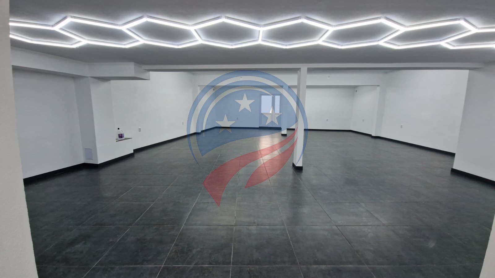 SPATIU COMERCIAL 150 mp  DE INCHIRIAT IN FILIASI , STADAL - CENTRAL - Poză 5
