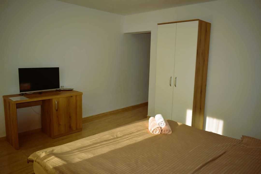 Motel cu restaurant de inchiriat - Poză 4
