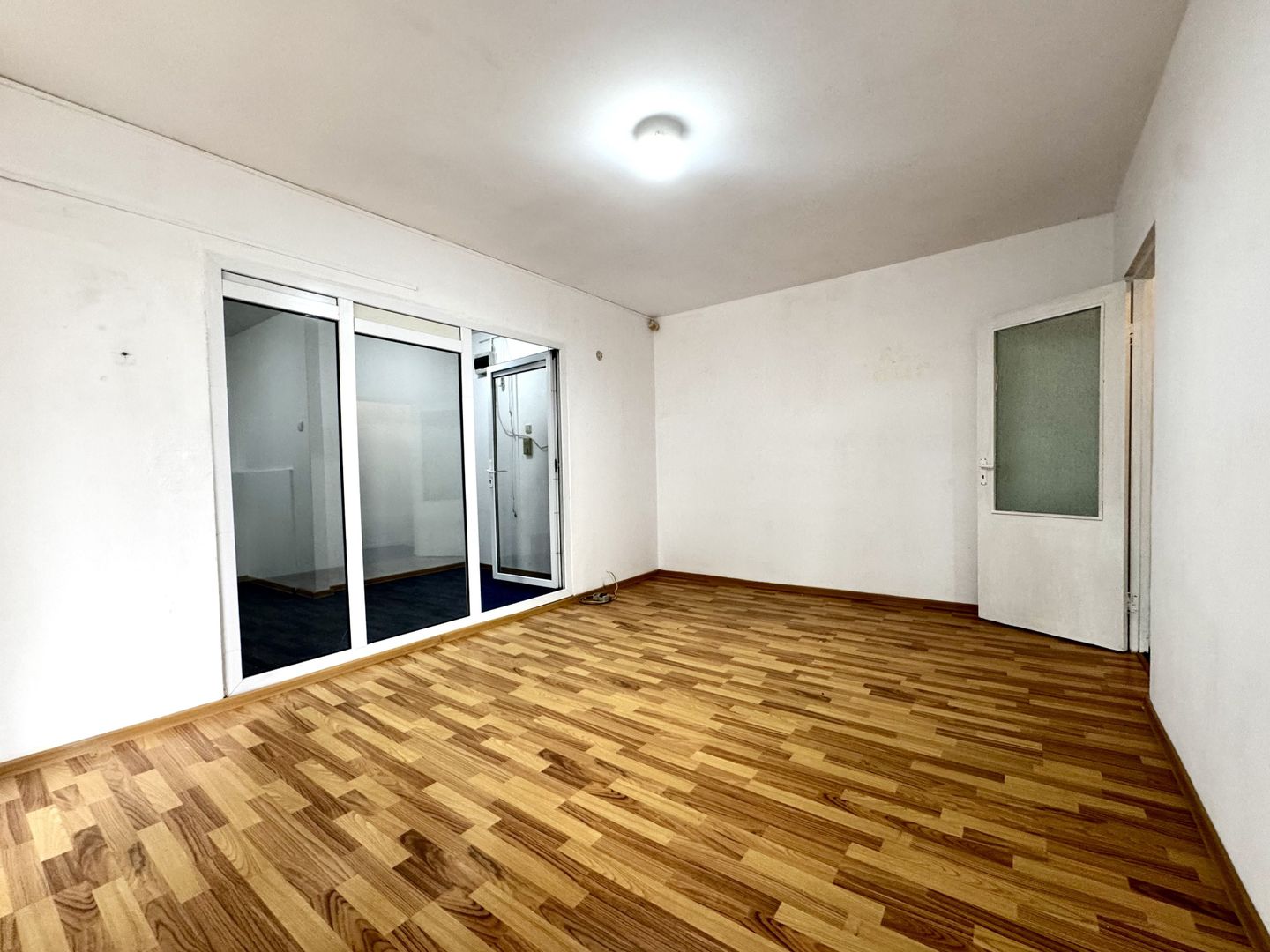 SAD versatil, parter înalt si vitrina generoasă, la 7 minute de Centru - Poză 10