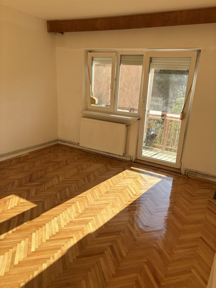 BRASADAS vinde ap 3 cam etaj 1/4 Carpați 2. - Poză 2