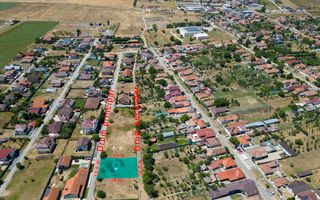 Loc de casă în Sanleani 402 mp - Poză 1