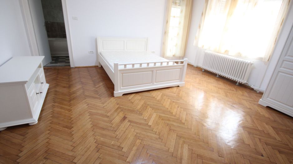 Spatios si renovat - Poză 1