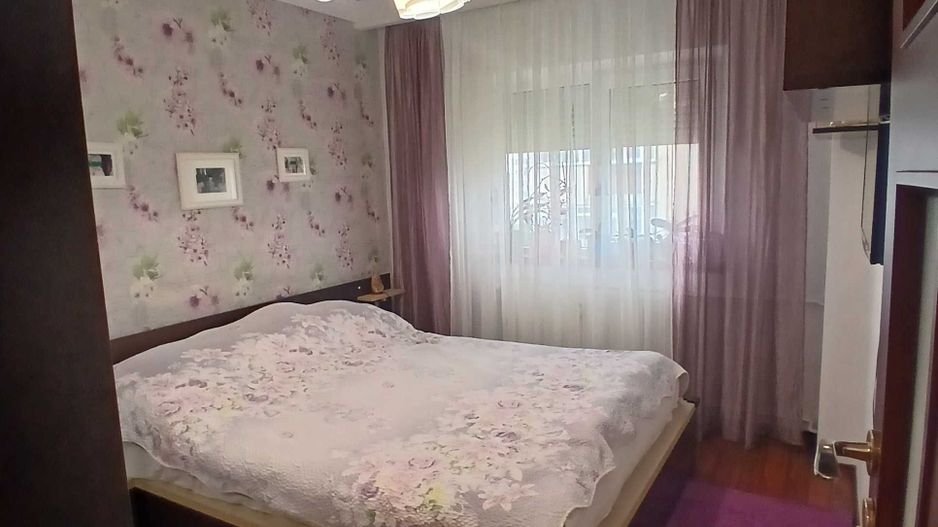 Apartament Luminos 4 Camere.  Decomandat. Zona Universitatea Spiru Haret. - Poză 7