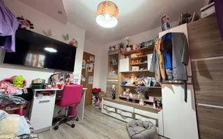 Apartament de vanzare decomandat -3 camere - Poză 2