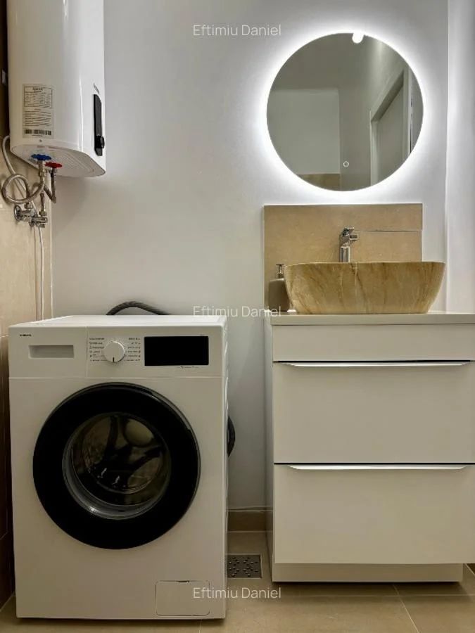 Garsoniera moderna-  5 minute metrou Universitate - Poză 4