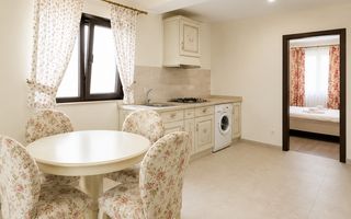 Apartament cu 2 camere la mansardă, complet mobilat și utilat - Poză 1
