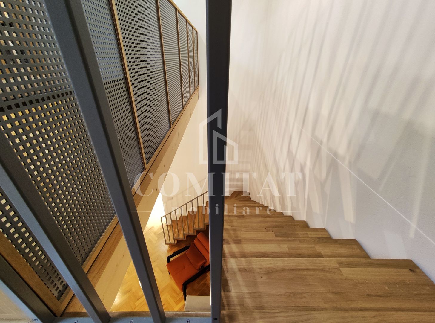 Apartament ultrafinisat în zona ultracentrală | Scară interioară - Poză 14
