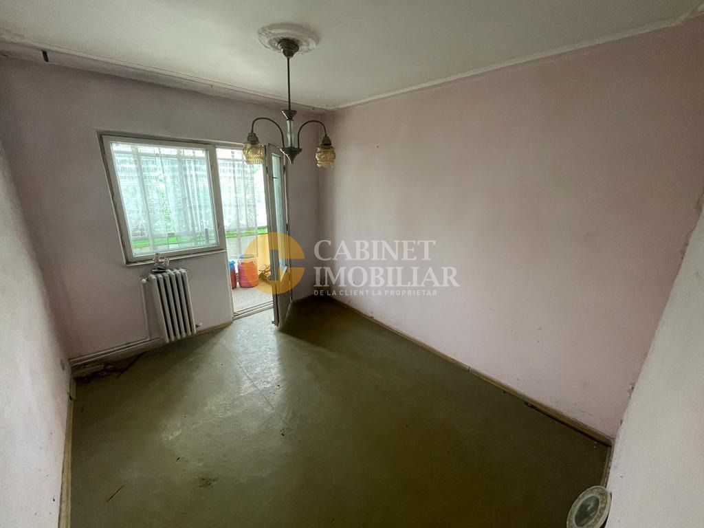 3 camere decomandat, modelul cu 2 bai, 2 balcoane, etaj 2, zona Dacia - Poză 3