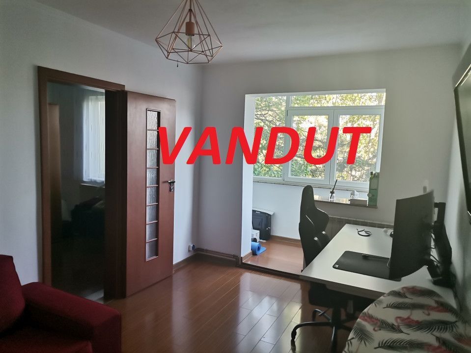 Vanzare apartament 2 camere, renovat, liber, Gavana 2 - Poză 1
