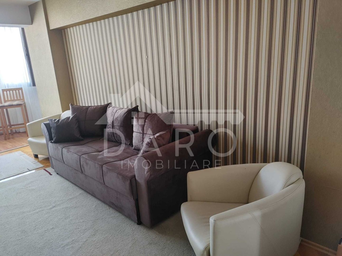 Dau in chirie un apartament in stare foarte buna zona Diamant - Poză 3