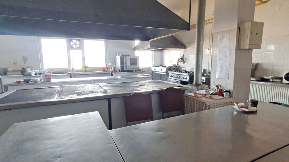 Afacere/Restaurant -Salon evenimente capacitate 600 persoane - Poză 16