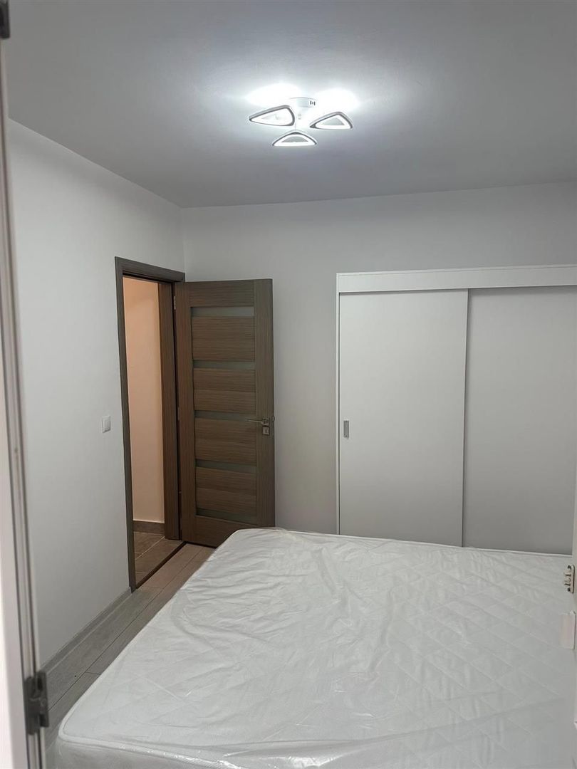 Apartament 2 camere, utracentral, Mall Mercur - Poză 4
