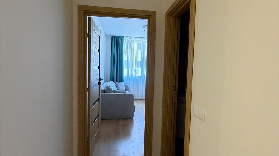 Apartament 3 camere, 2 bai, balcon, etaj intermediar, parcare - Poză 11