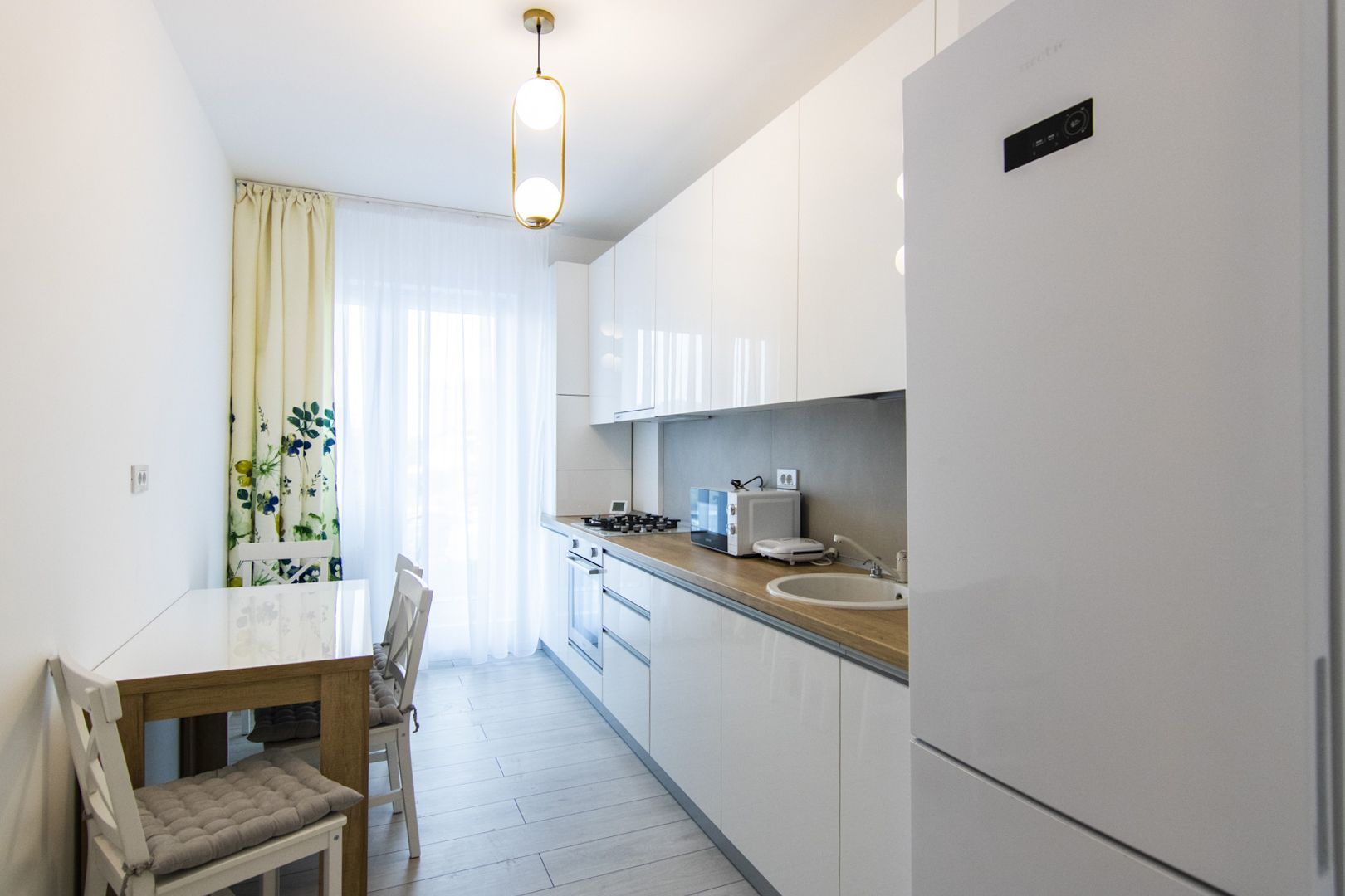 PRIMA INCHIRIERE, 2 camere, 57 m,mobilat +utilat, disponibil, METROU V.IALOMITEI - Poză 13
