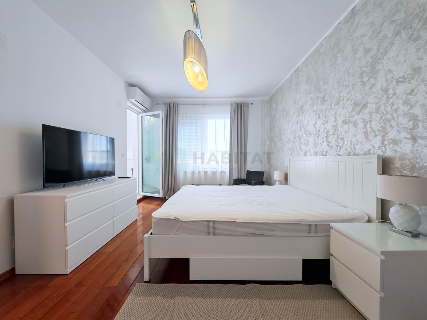 🏙️ Garsonieră modernă și aerisită de închiriat – Complex Noor Azur, Titan - Poză 2