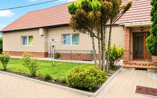 CASĂ DE VÂNZARE ÎN SIBIU TURNIȘOR | 5 CAMERE | 2 BĂI | CURTE - Poză 1