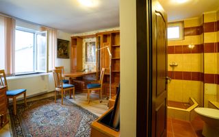 Pensiune cu 12 camere in Baile 1 Mai - Poză 9