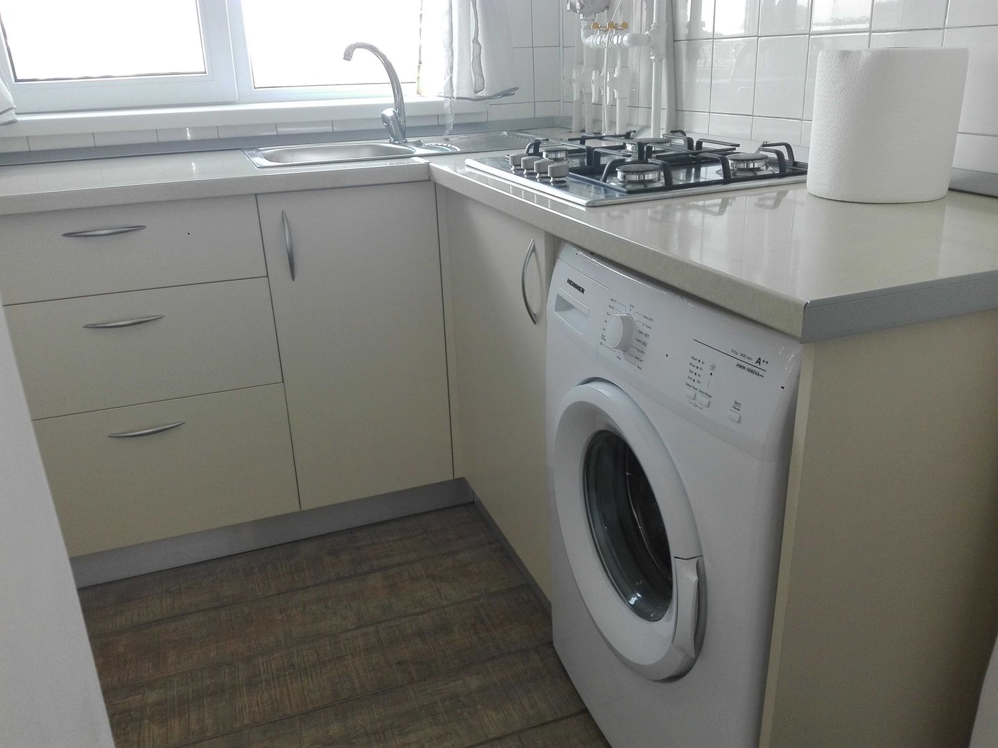 Garsoniera metrou Timpuri Noi - Poză 1