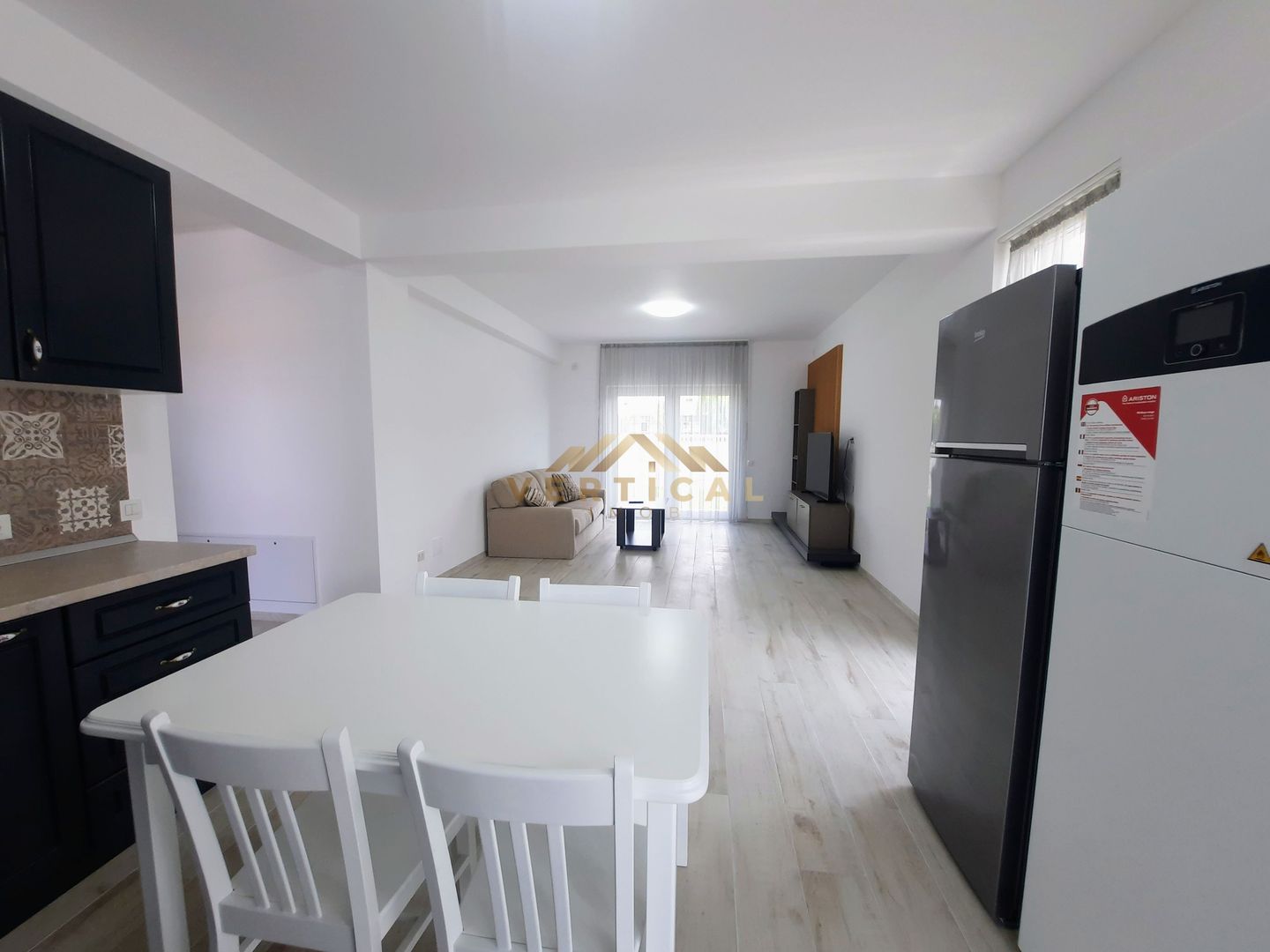 Casa parter de inchiriat cu 3 camere - comuna Berceni - Poză 10