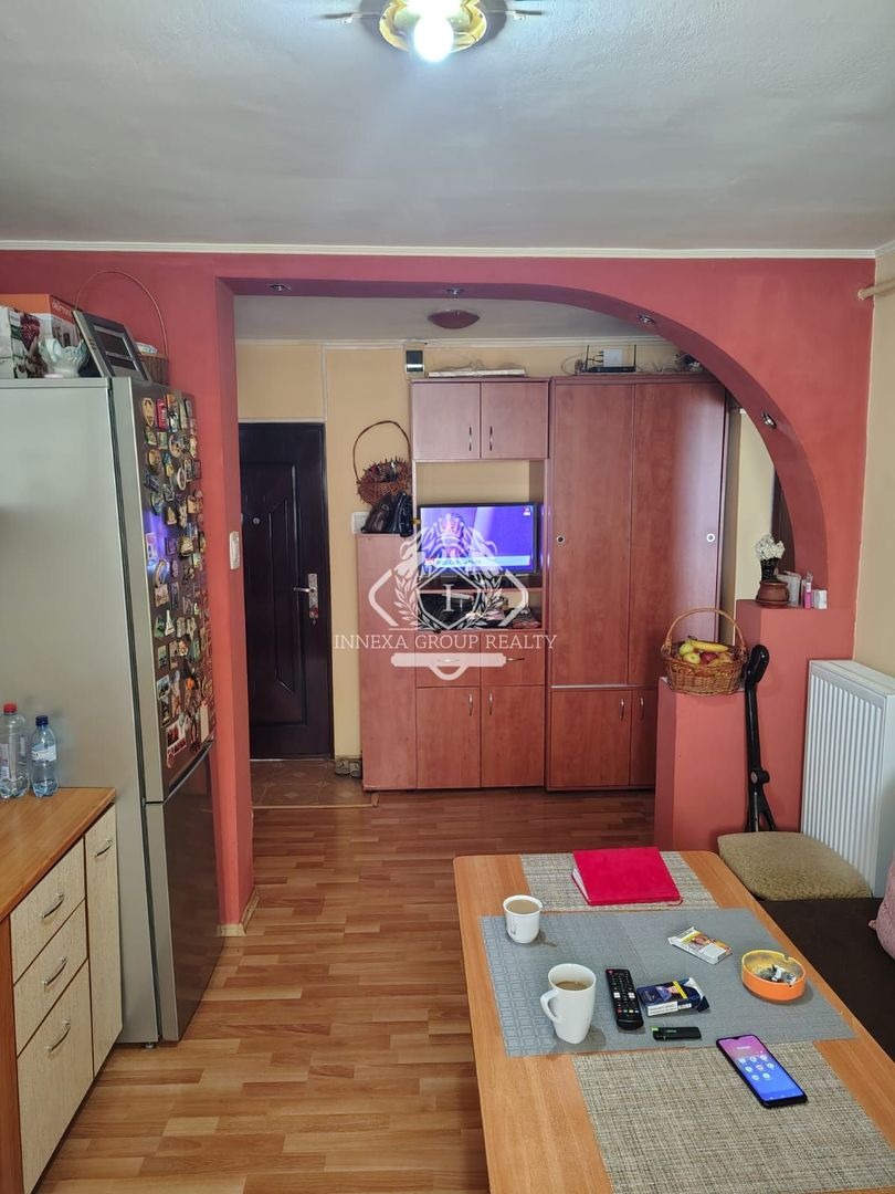 Rahova-Barnova | 2 camere | 52mp | et 8 | dec | centrala proprie | 80.000 euro - Poză 9
