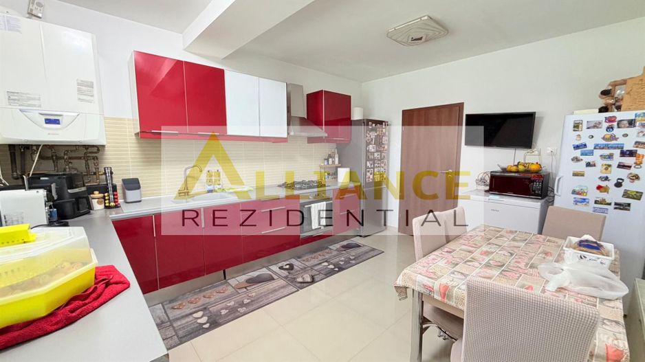 Casa Individuala - 5 camere - 3 bai - 520mp teren - Poză 10