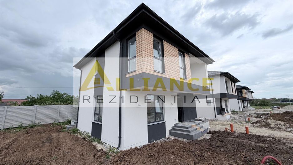 Ansamblu rezidential - 200m pana la statia de autobuz - strada asfaltata - Poză 2