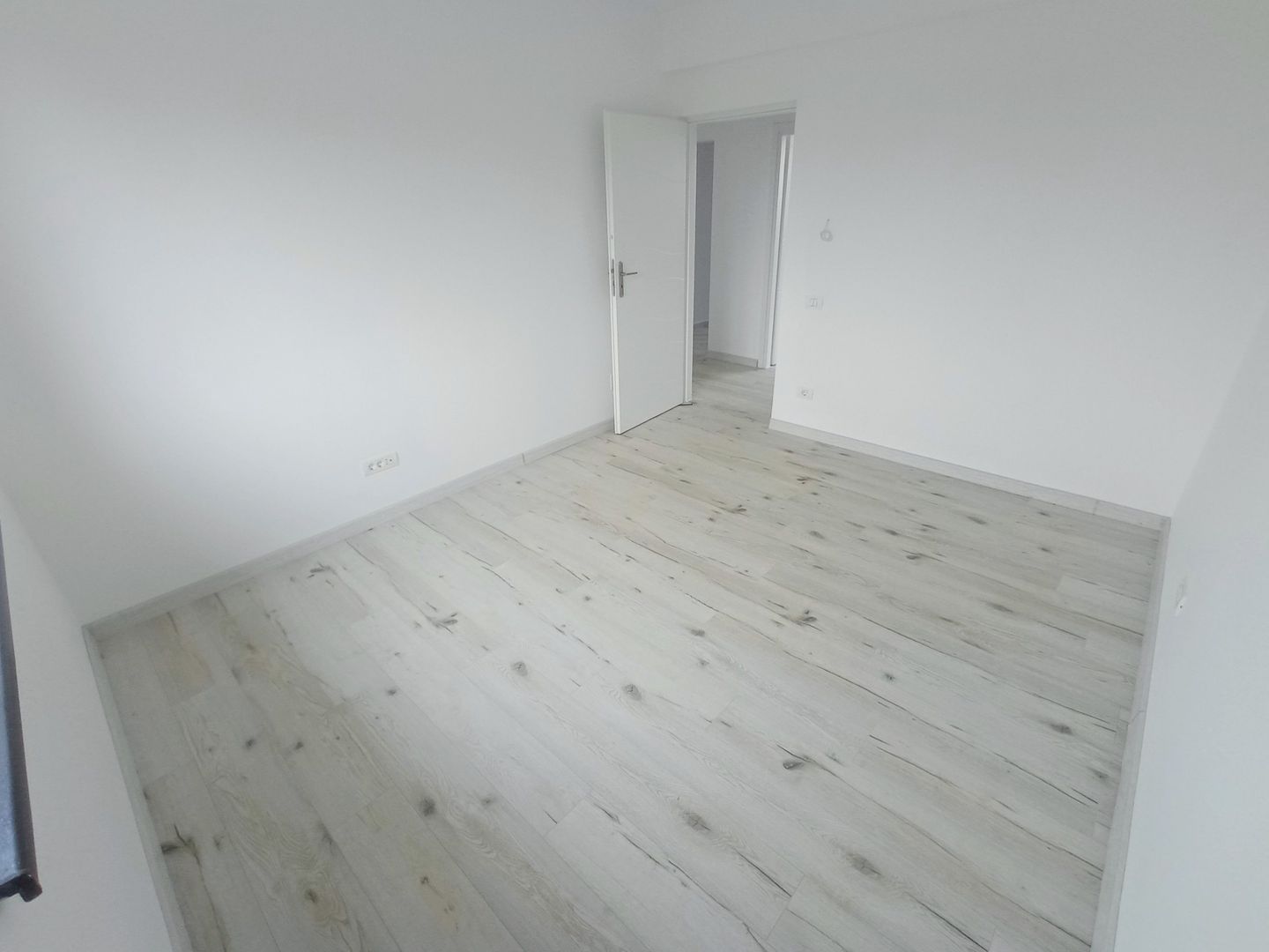 CASA INDIVIDUALA - 4 CAMERE, 333 MP TEREN,PARTER + POD, COMISION 0% - Poză 16