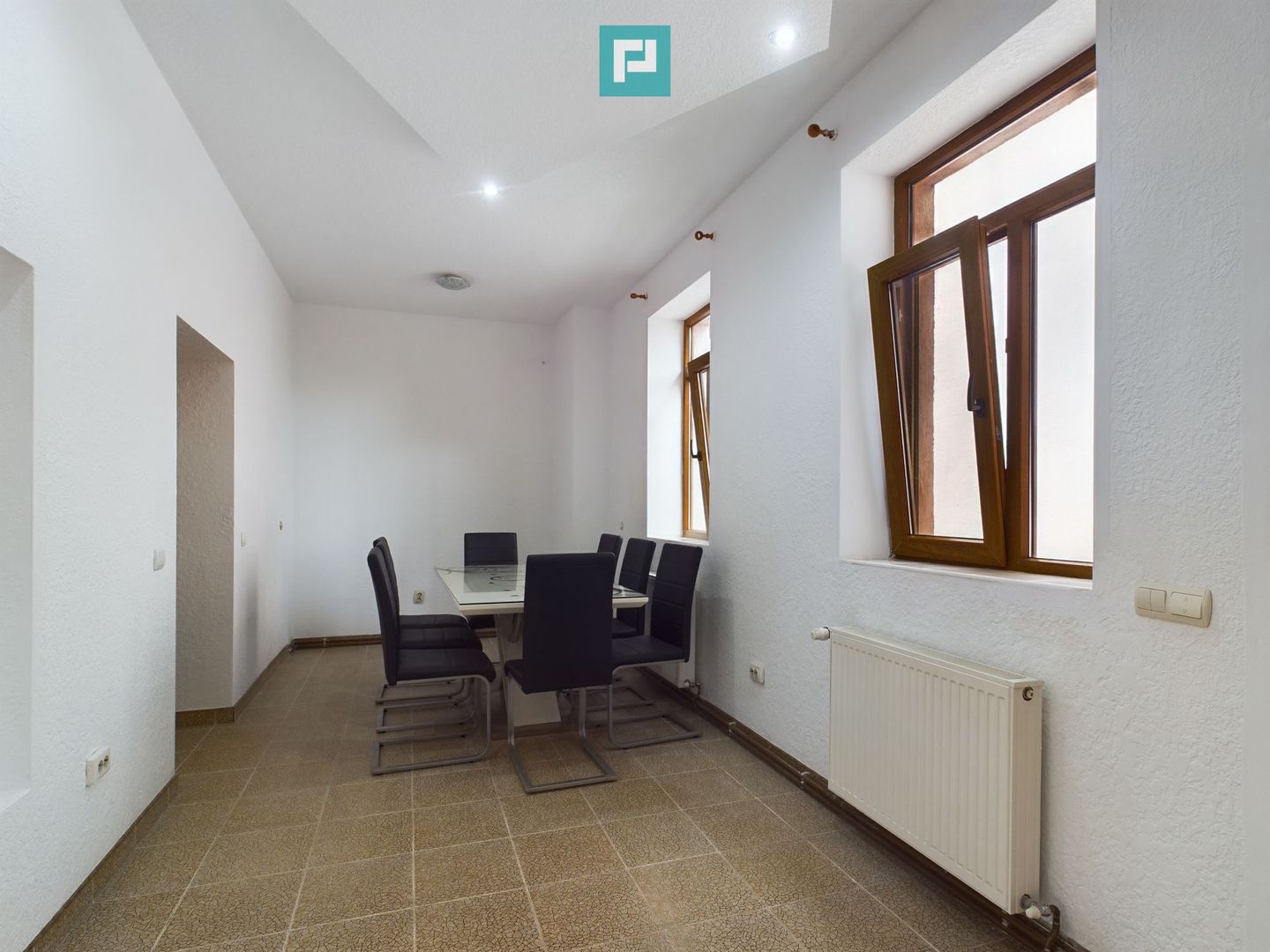 Casă Individuală Cărpiniș - Poză 10