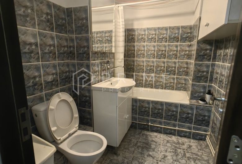 Apartament cu 3 camere de închiriat - Poză 8
