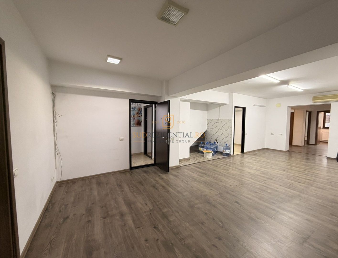 Spatiu comercial, pozitionare excelenta, exact la metrou Aparatorii P - Poză 16