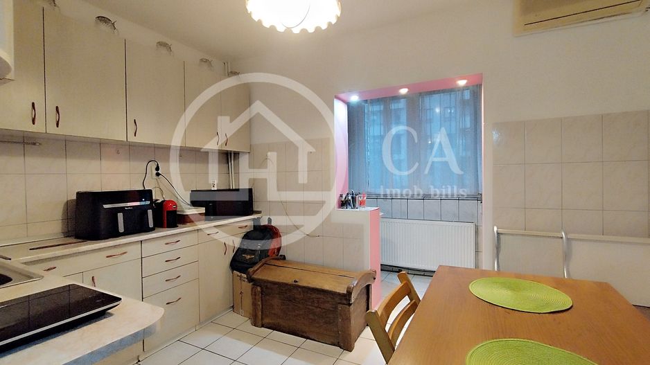 Apartament de vânzare cu 3 camere în zona Nufarul, Oradea - Poză 7
