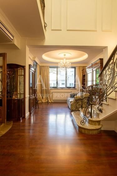 RESEDINTA ELEGANTA | PRESTIGIU - Poză 1