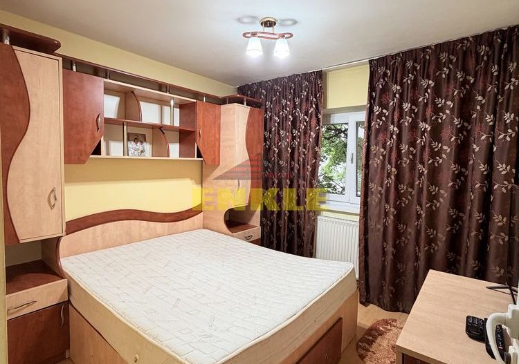 De vanzare apartament cu 2 camere, zona Bucovina - Poză 4