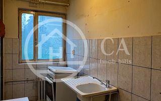 Apartament cu 2 camere de vanzare in zona Rogerius, Oradea - Poză 1