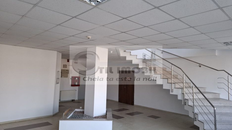 Spatiu depozitare de inchiriat,  suprafata 1250mp +500mp birou - Poză 19