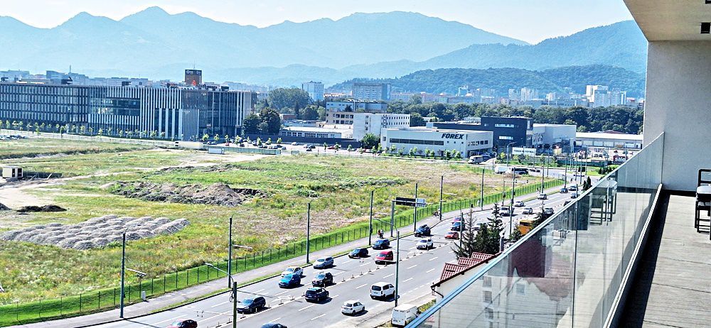 Penthouse cu terasa si jacuzzi in zona Coresi 2000 euro/luna - Poză 28