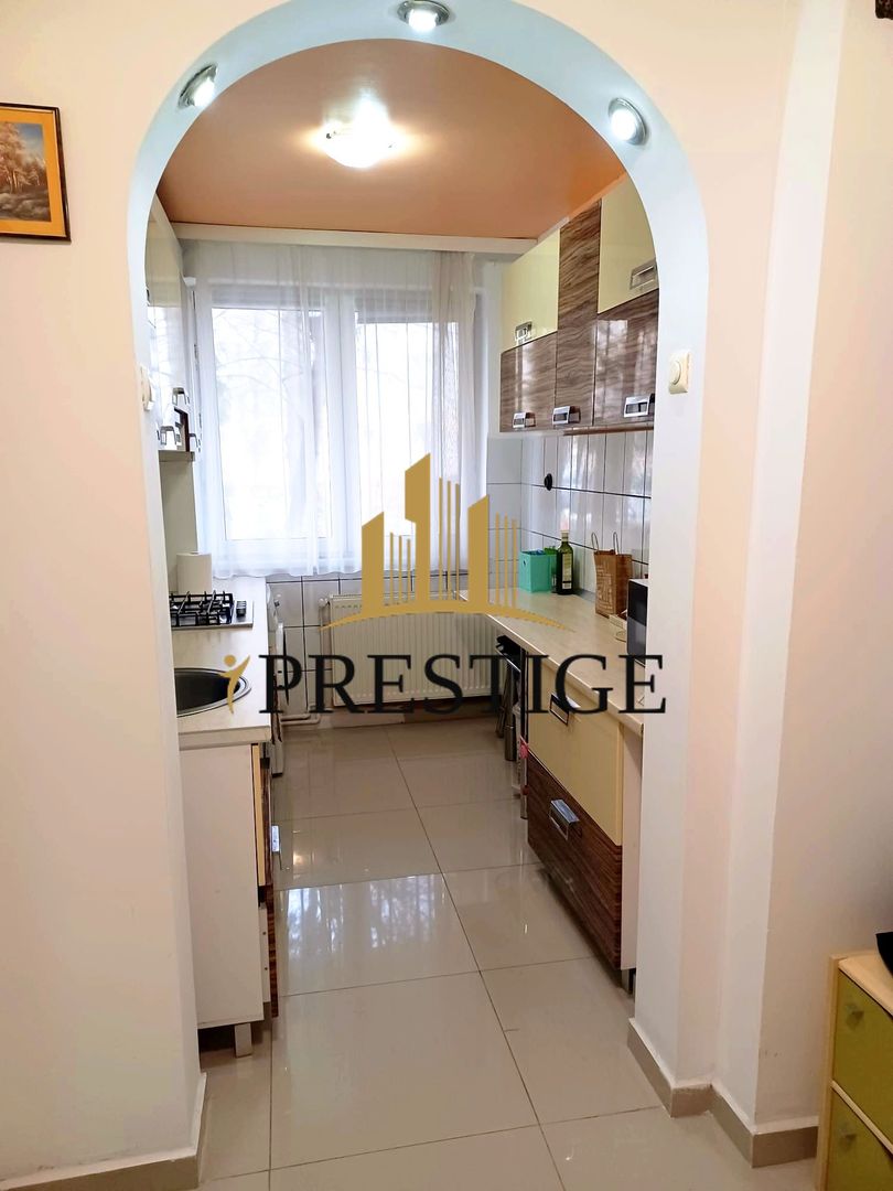 APARTAMENT 2 CAMERE DE VÂNZARE SIBIU, PIAȚA RAHOVEI, PARTER ÎNALT - Poză 9