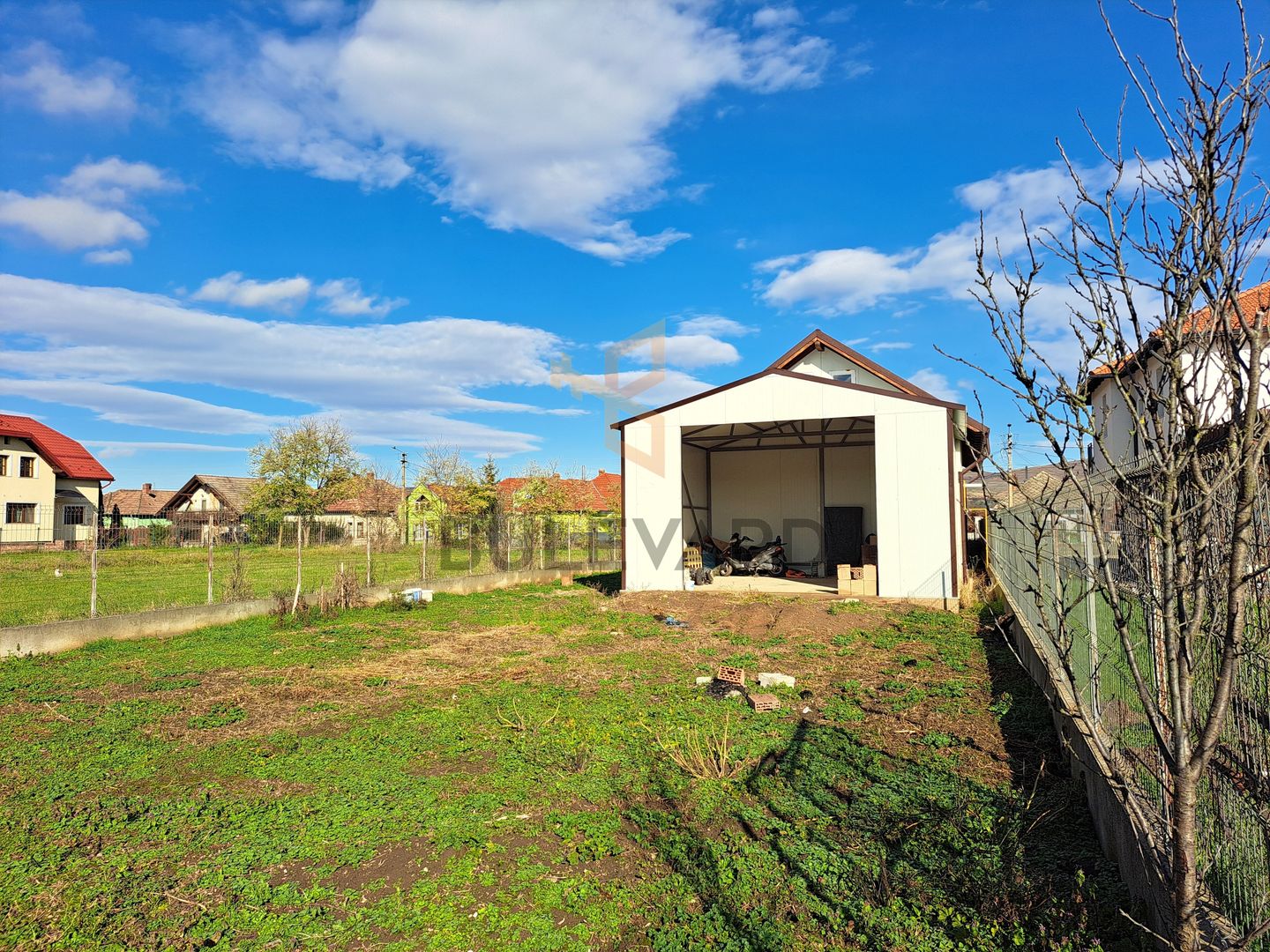 Casa noua + atelier 49 mp + teren 1030 mp! - Poză 7